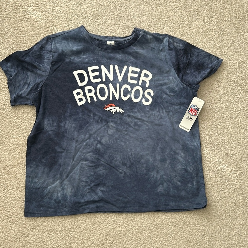 New Denver Broncos XL women’s sleepware top NWT